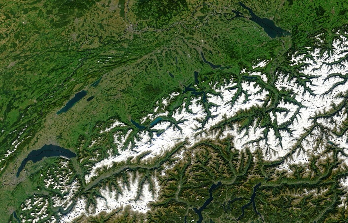 mapa švajčiarska satelit